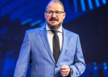 Qualcomm CEO Cristiano Amon thinks your relationship to your devices is about to change