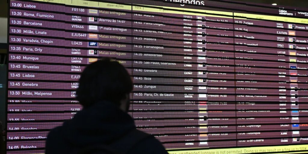Europe’s jet fuel supplies should fall below the key 23-day shortage threshold in June, so plan your travel accordingly