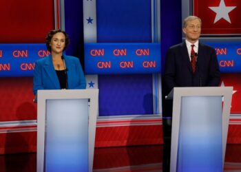 Tom Steyer and Katie Porter Come Out Swinging Against ‘Crook’ Trump as Rivals Sidestep Tough Stances