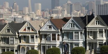 AI is quietly splitting the housing market in two: Bay Area luxury homes are up 13%, affordable ones are collapsing