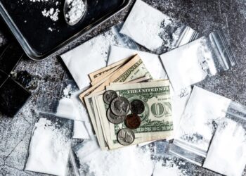 These Instagram Ads Sure Seem to Be Selling Cocaine Accessories