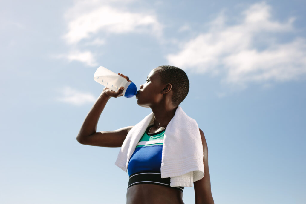 Does drinking water prevent kidney stones? Here’s what experts say.