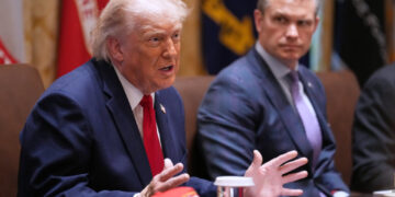 Trump holds to maximum demands on Iran, threatens more strikes