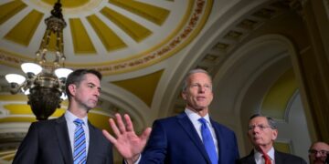 Senate in gridlock as Republicans balk at ballroom security, Trump payout fund
