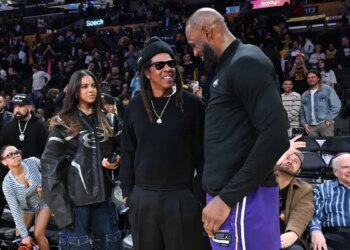 LeBron James Shows His Support for Jay-Z After He Dissed Drake During Roots Picnic Freestyle