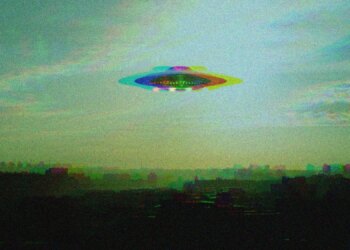 Longtime UFO Investigator Says ‘The Government Will Never Disclose’ the Truth About Aliens: ‘It’s All Smoke and Mirror Stuff’