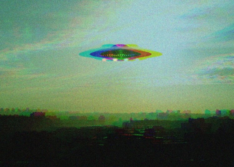 Longtime UFO Investigator Says ‘The Government Will Never Disclose’ the Truth About Aliens: ‘It’s All Smoke and Mirror Stuff’