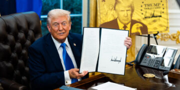 Lawyers for the global elite aren’t buying Trump’s gold card visa