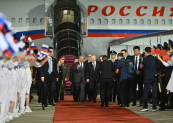 As Putin visits China, distrust simmers beneath an anti-U.S. alliance