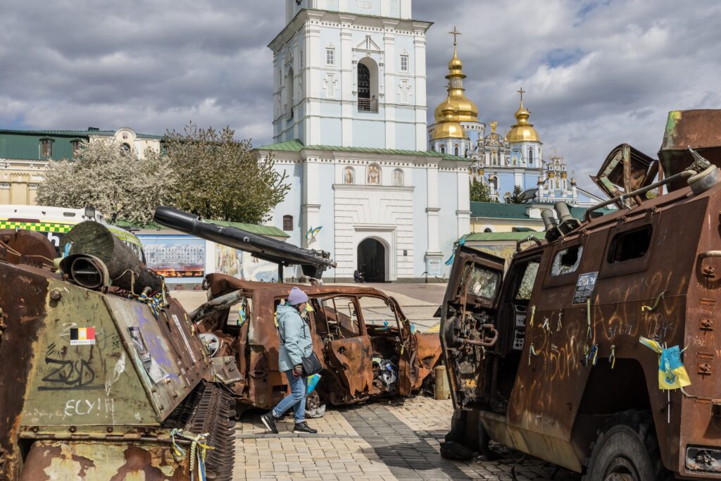 Ukraine turns war into a video game, with points and prizes for kills