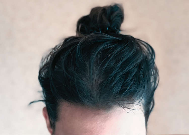 ‘Period Hair’ Is a Real Thing, and Experts Say Your First Instinct Might Make It Worse