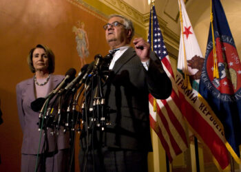Barney Frank, influential congressman and gay rights hero, dies at 86
