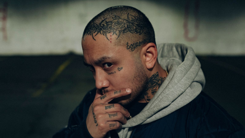 RUSSELL! Grew Up Online. Now He’s Making Some of the Best Music of His Career.