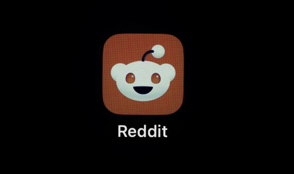 Popular Music Subreddit Caught Record Labels Masquerading as Users to Promote Their Artists