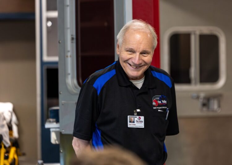 During CPR lesson, teacher has a cardiac arrest — and students save him