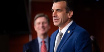 Congressman Urges FCC to Reject Paramount-Warner Bros. Merger’s Middle East Investment