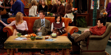 Someone Figured Out How the ‘Friends’ Characters Always Managed to Snag the Couch at Central Perk