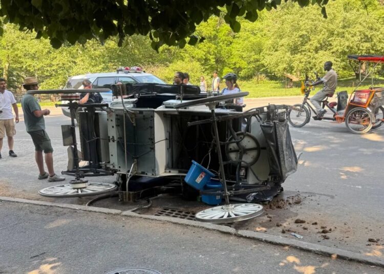 Driver hurt after spooked horse crashes into another carriage in NYC park: ‘It’s madness’