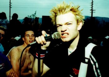 25 Years Ago, Sum 41 Achieved a Major Milestone That Left the Band’s Frontman Feeling ‘Immediate Embarrassment’
