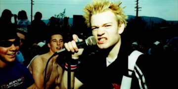 25 Years Ago, Sum 41 Achieved a Major Milestone That Left the Band’s Frontman Feeling ‘Immediate Embarrassment’