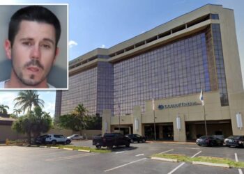 Secret Service employee allegedly exposed himself, masturbated in front of guests at Miami hotel