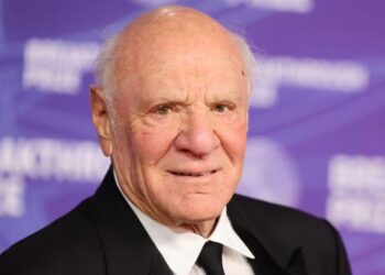 Barry Diller Declares He’d ‘Absolutely’ Buy CNN If Given the Chance: ‘I Would Do It Tonight’