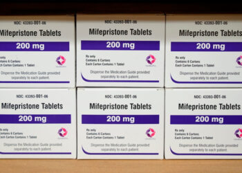 Supreme Court temporarily clears way for mail distribution of widely used abortion pill