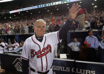Bobby Cox, Hall of Fame manager of Atlanta Braves, dies at 84