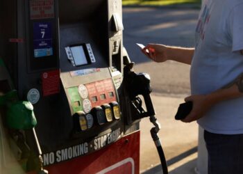 Trump’s Federal Gas Tax Holiday Isn’t Likely to Bring Down Prices