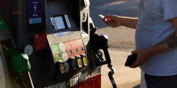 Trump’s Federal Gas Tax Holiday Isn’t Likely to Bring Down Prices
