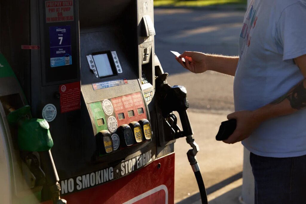 Trump’s Federal Gas Tax Holiday Isn’t Likely to Bring Down Prices