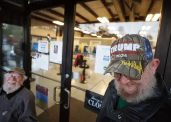 Trump’s plan to ban voting machines collapses due to lack of evidence