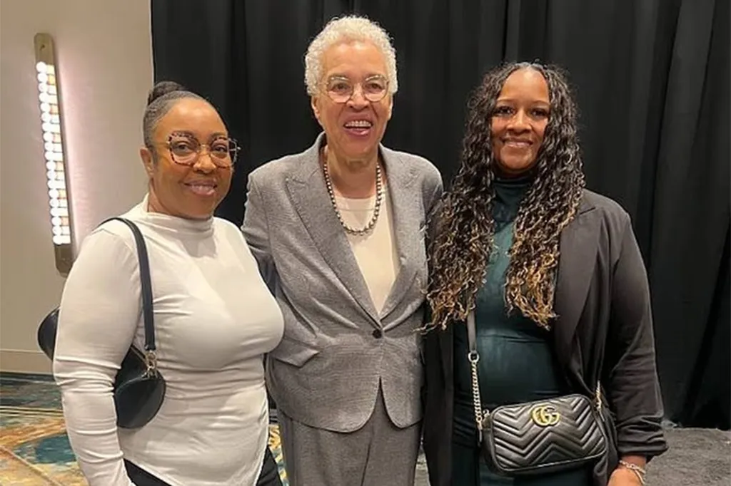 Quintina Brown, executive director of the Markham Park District (left), with her daughter (right) and a woman in a grey suit.