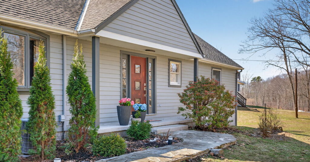 I Tried to Sell My House With a Chatbot