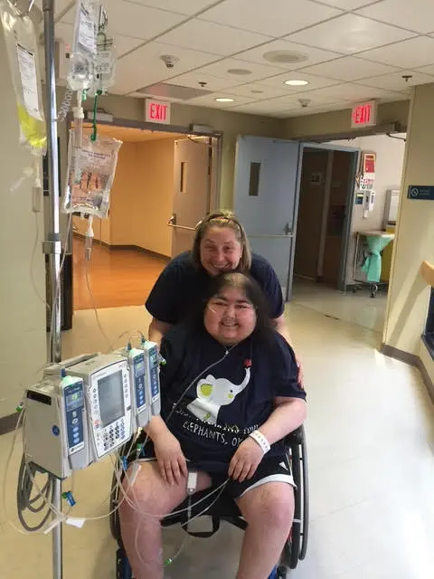 Tammy Nearon with her daughter Taylor, who passed away from MCAS complications.