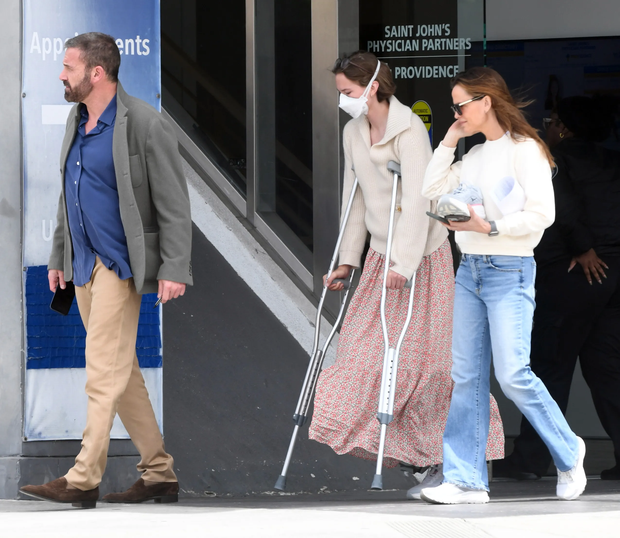Ben Affleck and Jennifer Garner with Violet Affleck
