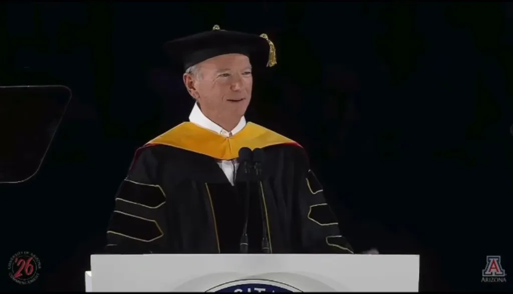 Former Google CEO Eric Schmidt speaking at a graduation ceremony.