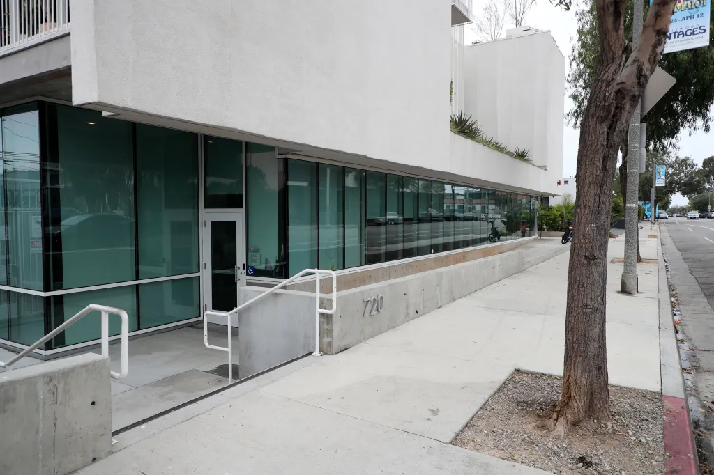 720 Rose Avenue building in Venice, CA, USA.