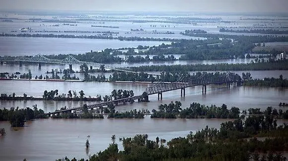 Aerial view of the Cairo Ohio River Bridge and surrounding flooded farmlands in Kentucky.