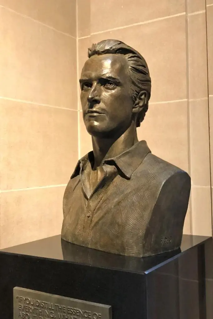 Bronze bust of California Governor Gavin Newsom.