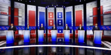 ‘Shiver up my spine’: Fox News host’s rise triggers cross-party primary revolt