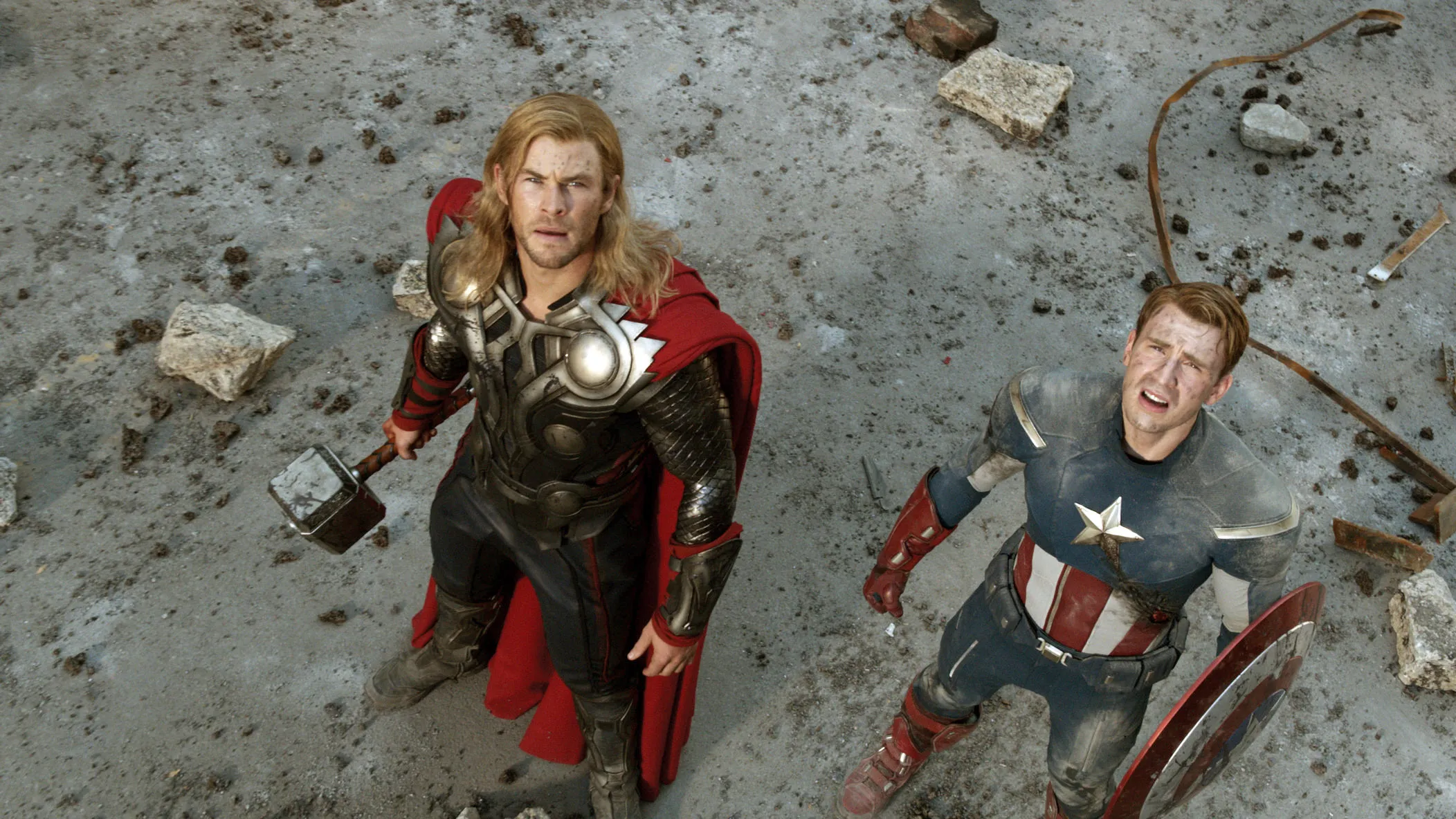 Chris Hemsworth, Chris Evans in 