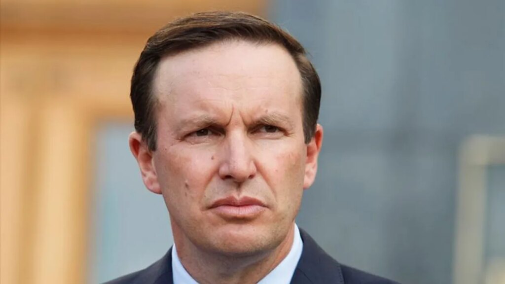 Senator warns that Trump is ‘humiliating’ the US by ending war on ‘Iran’s terms’