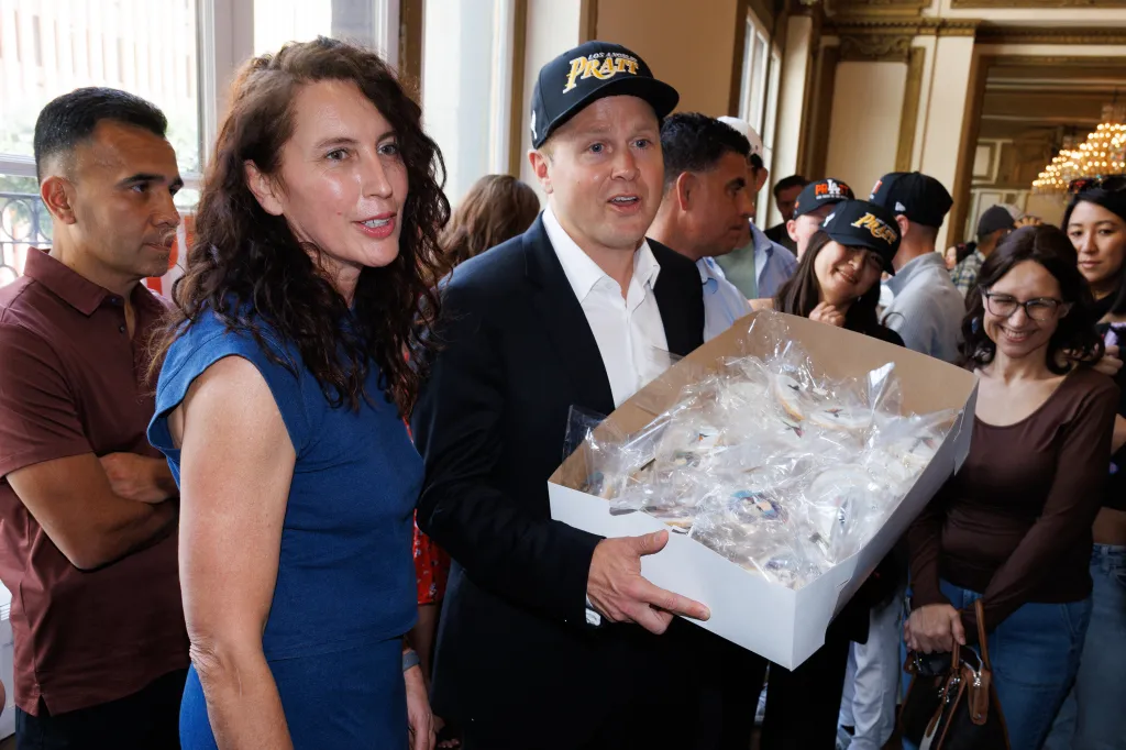 Daniela Romano and Spencer Pratt at a campaign meet and greet.
