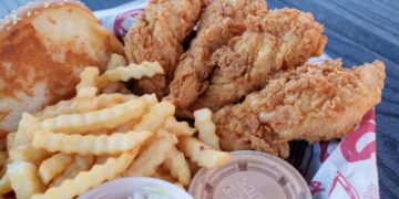 Raising Cane’s fried chicken to open 9 more stores in May — including one in California