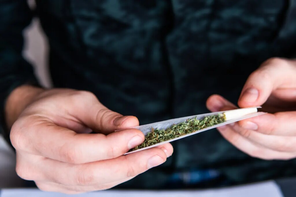 If states are going to legalize weed, the least they can do is order warning labels