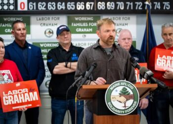 Lefty Senate candidate Graham Platner details scheme to paralyze Trump admin