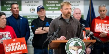 Lefty Senate candidate Graham Platner details scheme to paralyze Trump admin