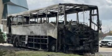 Canadian girl, 15, burns down Kane County Cougars baseball team’s bus: police 