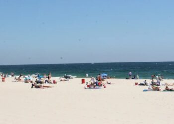 Unique phenomenon causing Jersey Shore beaches to resemble tropical waters